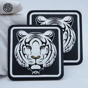 Custom rilievo 3d logo morbido Pvc patch personalizzata etichetta di indumento in gomma tigre personalizzata