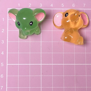 100 mini figurines d'éléphant de dessin animé, modèles de poupées, ornements d'animaux mignons, miniatures en résine, accessoires décoratifs DIY - Product Image 5