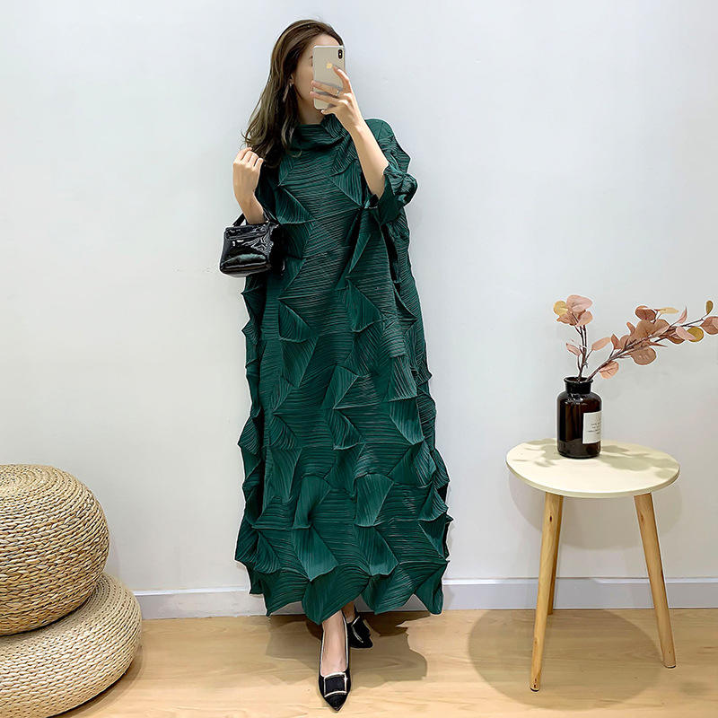 สีเขียวเข้ม