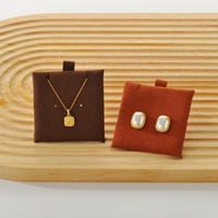 Pochette à bijoux carrée en gros, présentation élégante, avec deux trous pour carte, pour boucles d'oreilles, colliers, emballage de présentation au détail
