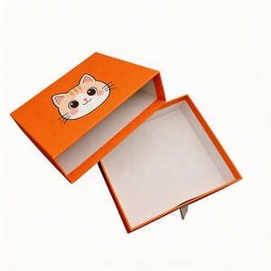 กล่องของขวัญกระดาษแข็งพิมพ์โลโก้แบบกำหนดเองเป็นมิตรกับสิ่งแวดล้อม คุณสมบัติระดับไฮเอนด์ พร้อมลายนูน กล่องบรรจุภัณฑ์พิมพ์ลายสำหรับจัดส่งสินค้าและของขวัญ - Product Image 5