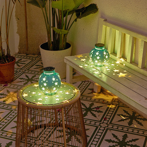 Lanterne solaire de jardin, lampe de projection en forme d'étoile en fer, imperméable, décoration de cour et de patio extérieur - Product Image 4