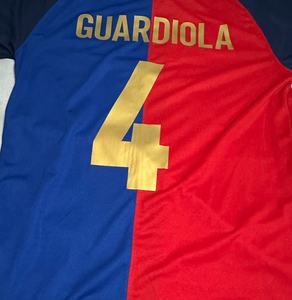 Camiseta de Fútbol Retro del Barcelona de Alta Calidad 1899-1999, Camiseta Local del Barcelona, GUARDIOLA 4 - Product Image 1