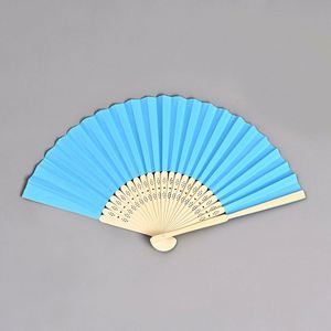 พัดไม้ไผ่สีขาวแบบพับได้ แกะสลักและทาสีลายศิลปะพื้นบ้าน เหมาะสำหรับเป็นของขวัญทางธุรกิจหรือของที่ระลึก ลายศิลปะพื้นบ้านสำหรับโฆษณา - Product Image 5