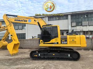 Excavatrice sur chenilles PC220-8N1 Komatsu de 22 tonnes Machines d'occasion originales fabriquées au Japon Bon état Prix bas PLC Core Expédition mondiale - Product Image 2