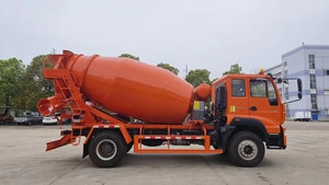 รถผสมคอนกรีต SINOTRUK 4x2 7m3 ใหม่ พร้อมเกียร์ไฮดรอลิกครบชุด สำหรับงานวิศวกรรม - Product Image 5