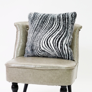 Oreillers de décoration de maison de <span class=keywords><strong>fourrure</strong></span> de haute pile imprimés de luxe <span class=keywords><strong>housse</strong></span> de <span class=keywords><strong>coussin</strong></span> décorative pour le salon - Product Image 2