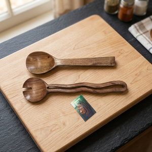Ensemble cuillère et fourchette à salade en bois de manguier CarveNest Designer – Outils de service en bois haut de gamme, décor de cuisine et de salle à manger, couverts élégants - Product Image 1