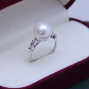 Bague en argent S925 avec perle ronde blanche de 10-11 mm de Zhuji Danshui, forte luminosité, faibles défauts, vente en gros - Product Image 4