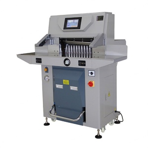 Machine de découpe de papier hydraulique automatique 5312PX, contrôlée par PLC, coupeur biseauté, largeur 530 mm, motorisée et programmée - Product Image 1