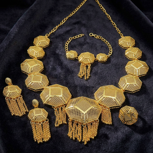 Juego de Joyería de Moda de Oro Teñido de 14K, 18K, 24K al por Mayor, Collares de Latón con Baño de Oro, Juego de Joyería Tradicional de Lujo - Product Image 1