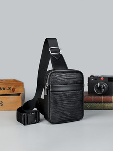 Bolso de Pecho con Diseño de Piel de Cocodrilo, Bolso Bandolera Pequeño de Cuero Genuino para Hombre, Bolso para Teléfono Móvil, Estilo Urbano Minimalista - Product Image 1