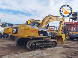 Excavadora de cadenas usada Caterpillar de bajo precio, modelo 2016, cucharón de 1.2m³, peso operativo de 20000 kg, motor de 236 HP, bomba de alto rendimiento. - Product Image 2