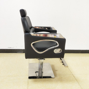 Sillón de Barbería Hidráulico Moderno con Estructura de Acero Inoxidable y Tapicería de Cuero Sintético para Salón de Belleza, Peluquería y Estudio de Cabello - Product Image 3