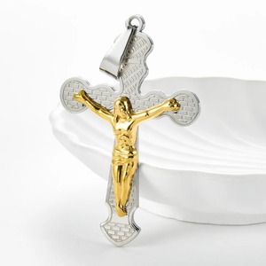 Colgante de cruz de Jesús para hombre y mujer, de acero inoxidable, único, en color plata y oro, amuletos religiosos de oración, cadena, joyería, regalos. - Product Image 2