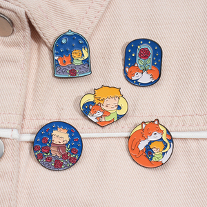 Dessin animé garçon <span class=keywords><strong>renard</strong></span> Rose émail broches lune étoile baleine papier <span class=keywords><strong>bateau</strong></span> broche revers chapeau sac Badge bijoux accessoires cadeau - Product Image 2