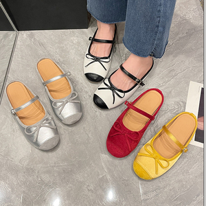 Chaussons mi-chaussons pour femmes, grande taille, style ballerines, chaussures de <span class=keywords><strong>danse</strong></span>, couleur unie, fermeture à boucle, ballerines élargies - Product Image 1