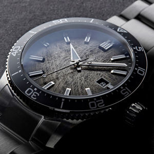 นาฬิกาดำน้ำ OEM แบบกำหนดเอง ตัวเรือนสแตนเลสสตีล 316L หน้าปัด <span class=keywords><strong>Superluminova</strong></span> กันน้ำ 10 ATM นาฬิกาดำน้ำอัตโนมัติ - Product Image 5