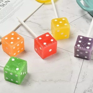Fabricante de Pirulitos Duros em Cubos com Sabor de Menta Halal Feitos à Mão no Paquistão - Product Image 4