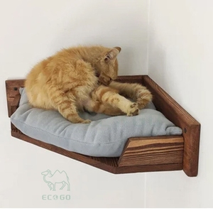 Cama de Esquina Moderna para Gatos, de Bambú Sólido, Montada en la Pared, con Cojín Suave para Descanso de Gatos en Interiores y Percha para Ventana - Product Image 2