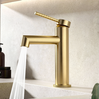 Robinet de lavabo de luxe en laiton brossé doré avec mitigeur chaud/froid, anti-éclaboussures et économiseur d'eau pour meuble de salle de bain de villa