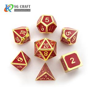 Usine de gros Camouflage rouge bleu vert D4 D6 D8 D10 D12 D20 D % Dnd <span class=keywords><strong>jeu</strong></span> de dés <span class=keywords><strong>en</strong></span> métal personnalisé <span class=keywords><strong>RPG</strong></span> polyèdre dés de <span class=keywords><strong>jeu</strong></span> - Product Image 4