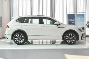 <span class=keywords><strong>2020</strong></span> Volkswagen <span class=keywords><strong>Tiguan</strong></span> L alto valore SUV compatto con funzionalità avanzate opzione conveniente - Product Image 3