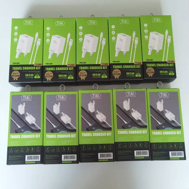 Mobile Phone 3 Pin Plug Adapter Fast Charger with Fireproof Protection for Camera & Earphone