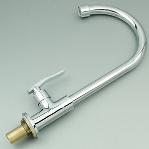 Grifo de Cocina Chengming Monomando, Giratorio 360 Grados, Montaje en Encimera, Estilo Contemporáneo, Cromado - Product Image 2