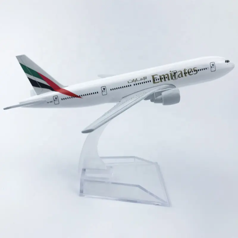 Modèle d'avion moulé sous pression 1:400, modèles d'avion Emirates A380 A340 B777 avec trains d'atterrissage, jouets de connaissance de l'aviation