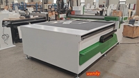 Couteau oscillant CNC pour acrylique Forex Pvc publicité boîtes en carton ondulé paquets KT Board Cutting Machine 1325 1625 CNC Cutter