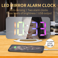 Réveil numérique électronique de bureau avec écran couleur LED, miroir, charge USB, design moderne, cadeau de Noël pour la maison