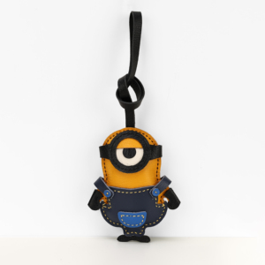 Breloque de sac tendance faite à la main avec un design mignon de chrysanthème de dessin animé, pendentif en cuir de mouton rembourré 3D - Product Image 1