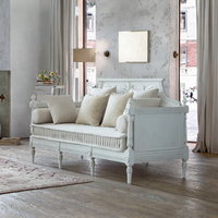 Amerikanisches Landhaus-Retro-Traditionelles Luxuriöses Dreisitzer-Ecksofa aus Massivholz mit Gepolsterter Rückenlehne und Aluminiumbeinen für Lager und Krankenhäuser