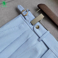 Pantalon Décontracté Homme d'Été Léger en Seersucker Rayé Bleu Naples Taille Haute à Coupe Droite avec Boucles