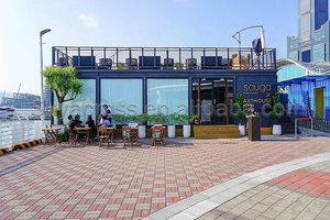 Contenedor Móvil de Diseño para Cafetería, Bar o Kiosco Moderno, Contenedor Prefabricado de 20 pies para Cafetería - Product Image 3