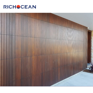 Prix des portes de <span class=keywords><strong>garage</strong></span> à grille dissimulée Télécommande sectionnelle verticale 12x8 Couleur marron Porte de <span class=keywords><strong>garage</strong></span> Style USA - Product Image 2