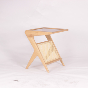 Table d'appoint contemporaine Japandi, table d'appoint en bois clair avec surface en rotin et verre pour café, restaurant - Product Image 1