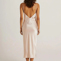 Chemise de nuit longue en satin de soie pour femme, personnalisable, avec bretelles spaghetti et col en V, vente en gros