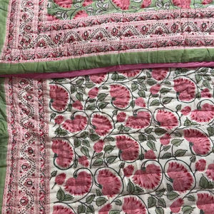 Couette en coton de meilleure qualité faite à la main avec impression de blocs de conception Jaipuri pour l'hiver - Product Image 1