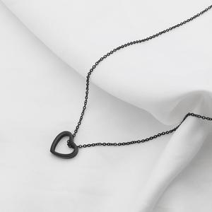 Stainless Steel Hollow Heart Necklace For Women Summer 18k Gold Couple Collarbone Chain Colorfast Jewelry Gift - Product Image 3