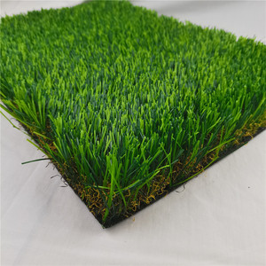 Césped suave en forma de C, 50mm, césped artificial para paisajismo, patio de recreo, jardín - Product Image 6