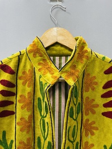 Chaqueta de lana amarilla con cuello alto y bordado floral Suzani hecho a mano, manga larga, cierre abierto, ropa casual de invierno - Product Image 4
