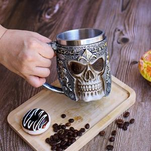 Taza de <span class=keywords><strong>cerveza</strong></span> de fiesta de bar personalizada con mango, Cráneo de resina vikinga con acero inoxidable incorporado, taza de café y <span class=keywords><strong>cerveza</strong></span> - Product Image 4