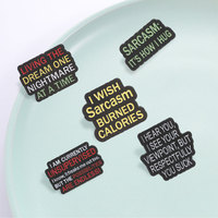 Enam Gaya Pin Enamel Teks Sarkastik Lucu Multiwarna Bros Slogan Cerdas untuk Dekorasi Ransel