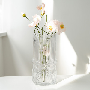 Jarrón de Vidrio Transparente de Estilo Nórdico de Lujo, Diseño de Rayas Verticales, Forma de Lazo, Florero Artístico para Decoración de Mesa del Hogar - Product Image 1