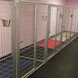 กรงสุนัขทนทานพร้อมแผงประตูสำหรับใช้ในบ้านกรงสุนัขชุบสังกะสีแบบจุ่มร้อนโลหะเหล็กอเมริกันติดตั้งง่าย - Product Image 1