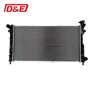 หม้อน้ำรถยนต์ขายดี อะไหล่ระบายความร้อน 01-04 CAAVAN VOYAGE T.COUNTY V6 3.3/3.8L OEM 2311 สำหรับรถ Dodge - Product Image 1