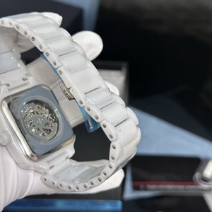 นาฬิกาข้อมือผู้ชายแฟชั่นยอดนิยมปี 2026 ดีไซน์หน้าปัดสี่เหลี่ยม นาฬิกาจักรกลกันน้ำสำหรับเล่นกีฬาและธุรกิจ - Product Image 4