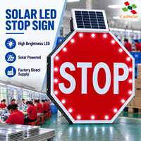 Panneau de signalisation routière octogonal réfléchissant personnalisé à LED solaire clignotant STOP, alimenté par l'énergie solaire, pour la sécurité routière